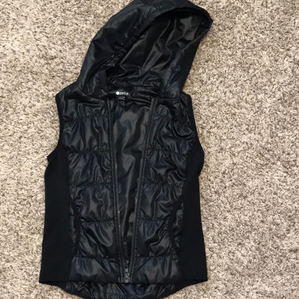 Zella Girls Puffy Vest Size 8/10